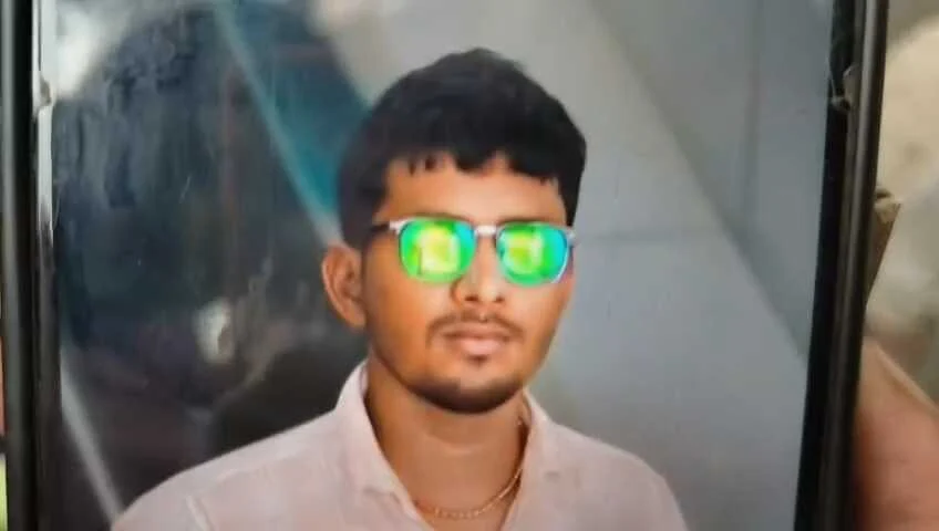 बेगूसराय में शादी की खुशियां मातम में बदली: भाई की बारात में जा रहे युवक की ट्रैक्टर से कुचलकर मौत 8