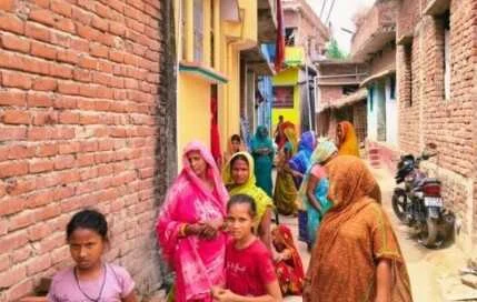 समस्तीपुर: सेप्टिक टैंक की सेंटरिंग खोलने उतरे 4 मजदूर जहरीली गैस की चपेट में आए, एक की मौत, तीन गंभीर 7