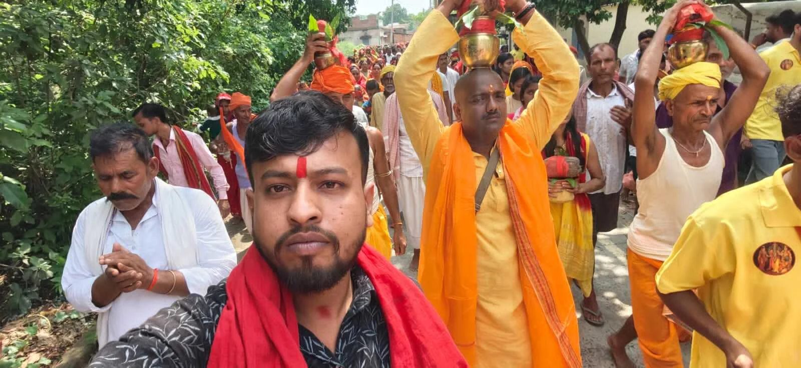 पाली गांव में भक्ति की बही सरिता, 261 कन्याओं की भव्य कलश शोभायात्रा के साथ श्रीराम कथा महायज्ञ का शुभारंभ 4