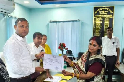 समस्तीपुर:ताजपुर नगर परिषद के सशक्त स्थायी समिति के चुनाव में कृति प्रिया, संजय दास और माधव कर्मशील निर्विरोध निर्वाचित 27
