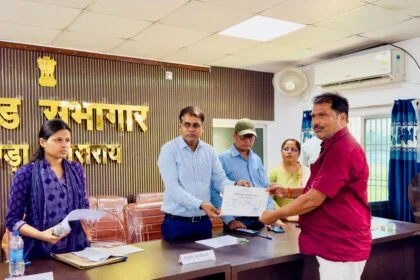 नगर परिषद तेघड़ा में सशक्त स्थायी समिति निर्वाचन शांतिपूर्ण संपन्न, तीन सदस्यों का हुआ निर्वाचन 6