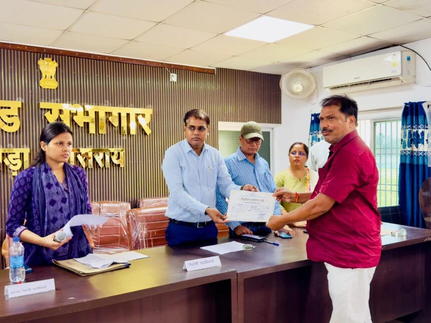 नगर परिषद तेघड़ा में सशक्त स्थायी समिति निर्वाचन शांतिपूर्ण संपन्न, तीन सदस्यों का हुआ निर्वाचन 1