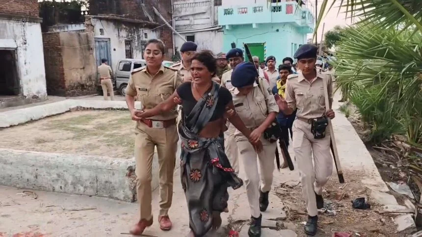 नींबू तोड़ना बच्चे को पड़ा महंगा, बदमाशों ने बच्चे की पीट पीट किया हत्या, गांव में पूरा तनाव का माहौल,जमकर हुई रोड़ेबाजी 1