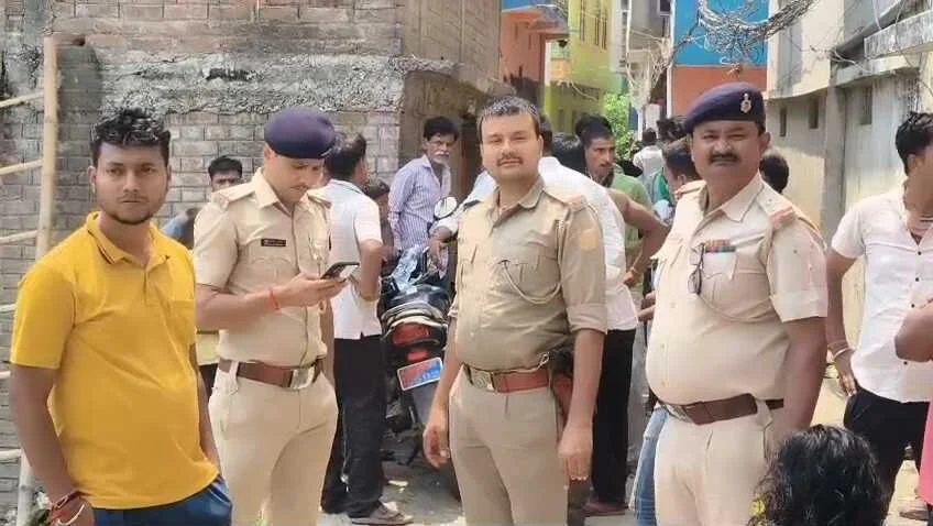 बेगूसराय में रिश्तों का कत्ल! करोड़ों की संपत्ति के लिए साले पर जीजा की हत्या का आरोप, फंदे से लटका मिला शव 7
