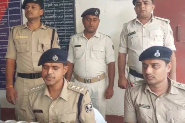 नालंदा: पावापुरी में शराब माफियाओं पर पुलिस का बड़ा एक्शन, गड्ढे और डीप फ्रीजर से लगभग 530 लीटर विदेशी शराब बरामद 5