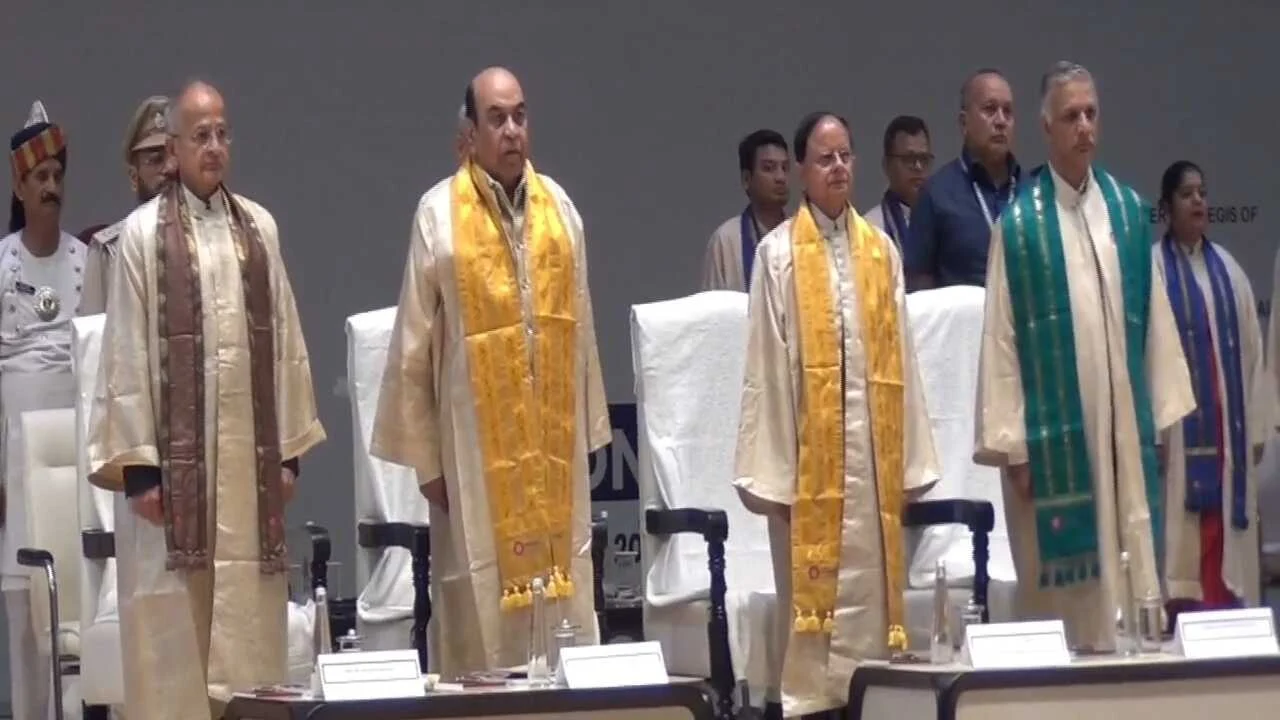 नालंदा विश्वविद्यालय के तृतीय दीक्षांत समारोह में 14 देशों के 219 छात्रों को मिली डिग्री, राज्यपाल बोले- ज्ञान मानवता के हित में करें उपयोग 2
