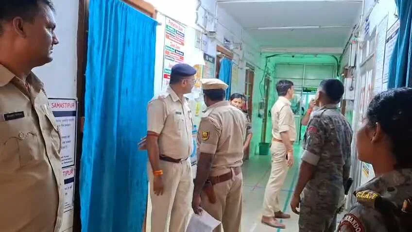 समस्तीपुर में पुलिस-अपराधी मुठभेड़, कुख्यात अपराधी प्रिंस कुमार के पैर में लगी गोली, अस्पताल में भर्ती 4