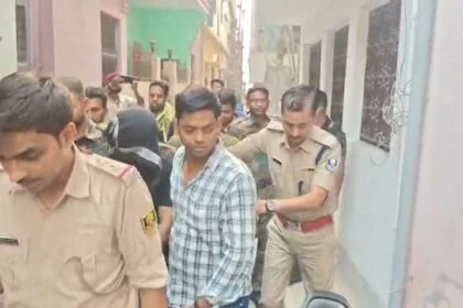 मुर्शिदाबाद ज्वेलरी डकैती कांड: समस्तीपुर से अपराधी गिरफ्तार, घर से लूटा गया सोना बरामद 4