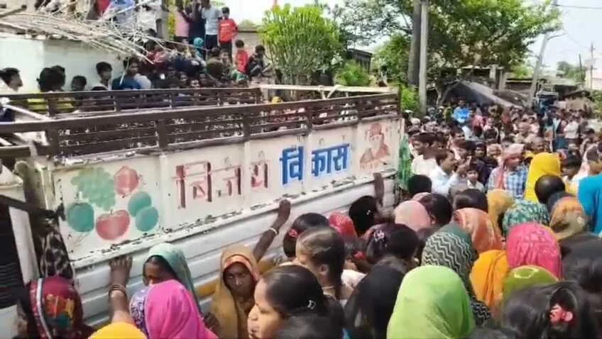 बेगूसराय में नशेड़ी पति की हैवानियत, नशा करने से रोका तो धारदार हथियार से रेत दिया पत्नी का गला! 2