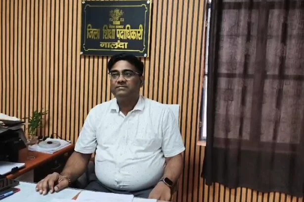 नालंदा: एमडीएम कांड में बड़ा एक्शन, कैला मध्य विद्यालय में पदस्थापित 10 शिक्षकों से जवाब तलब,प्रधानाध्यापिका सस्पेंड, 50 बच्चों हुए थे बीमार 7