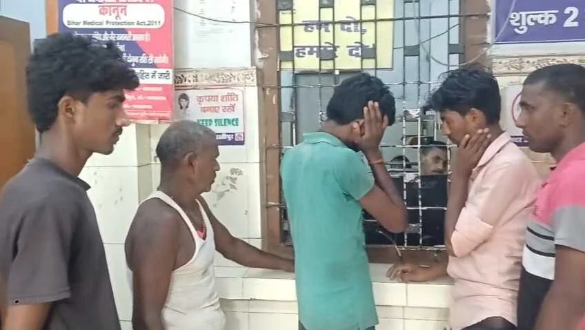 समस्तीपुर: भ्रष्टाचार के खिलाफ आवाज उठाने पर मुखिया व उसके भाई ने किया हमला, तीन लोग घायल 2
