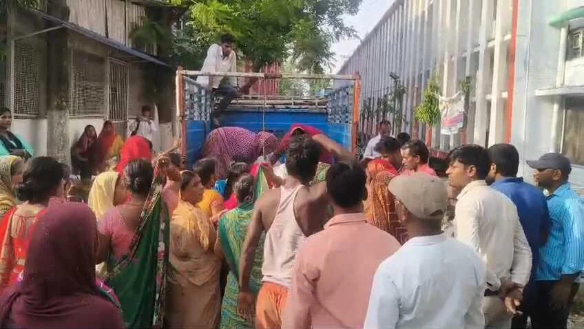 बेगूसराय में भीषण सड़क हादसा: परीक्षा देने जा रही महिला और उसके 5 महीने के मासूम बेटे की दर्दनाक मौत 2