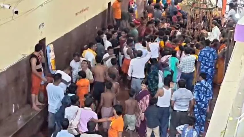 नालंदा: राजकीय मलमास मेला में शाही स्नान में विभिन्न आखाड़ों के साधु संत ,महात्मा का आना हुआ शुरू, जिला प्रशासन विशेष रूप से किया सुरक्षा व्यवस्था,विधि व्यवस्था सुदृढ़, सीसीटीवी से हो रही है निगरानी 3