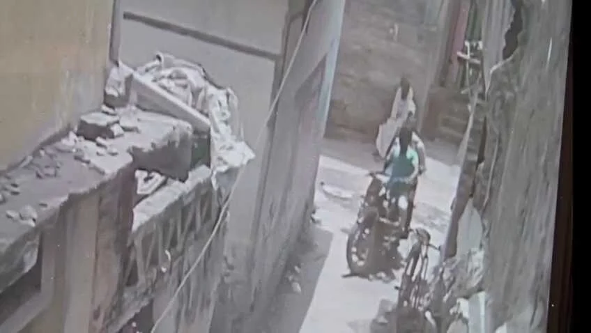 बेगूसराय में इंटर के छात्र की पीट-पीटकर हत्या, फेसबुक पर अश्लील फोटो वायरल करने के केस का बदला लेने के लिए खौफनाक वारदात 4