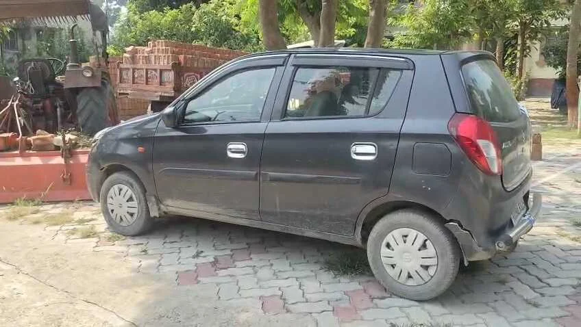बेगूसराय के मंसूरचक में नाबालिग छात्रा को फ़िल्मी स्टाइल मे कार से अगुवा कर सुनसान जगह ले जाकर दुष्कर्म की वारदात,पुलिस ने कार की जब्त, एक गिरफ्तार 2