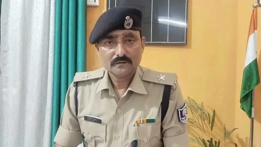 समस्तीपुर: नगर थाना पुलिस को बड़ी कामयाबी, 83 पुड़िया ब्राउन शुगर के साथ तस्कर गिरफ्तार 2