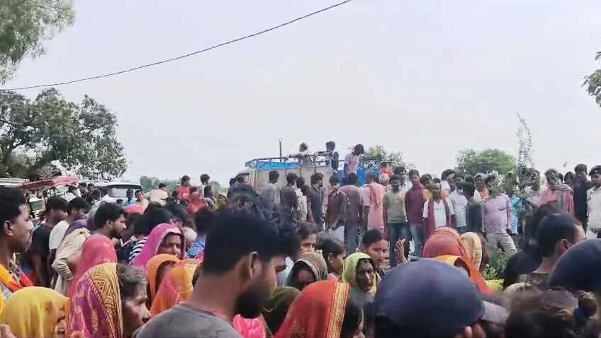 बेगूसराय में दोस्त को ससुराल छोड़कर लौट रहे युवक की गोली मारकर हत्या, गड्ढे में मिला शव; इलाके में दहशत 2