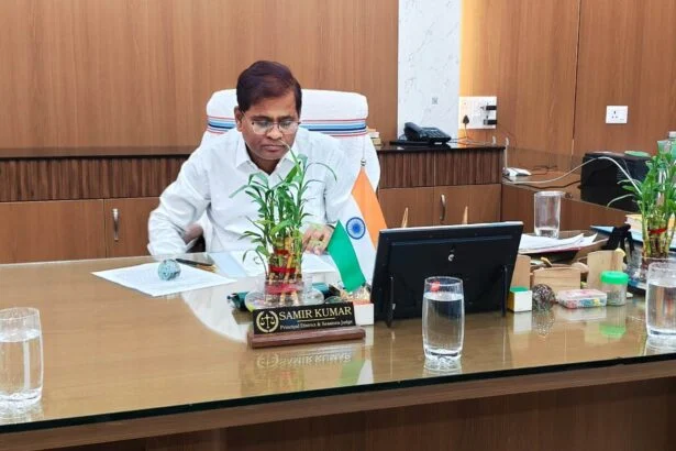 राष्ट्रीय लोक अदालत में अधिक से अधिक सुलहनीय मामलो का हो निपटारा - जिला जज समीर कुमार 1