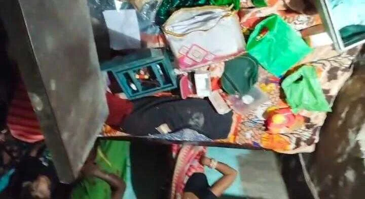 मंसूरचक में बंद घर का ताला तोड़ लाखों के सोना-चांदी और कीमती सामान ले उड़े चोर 7