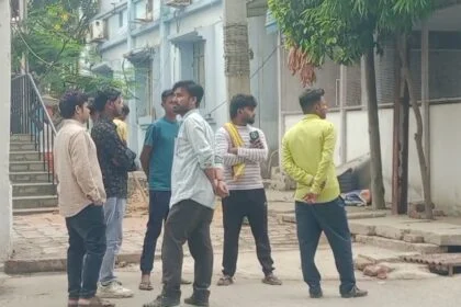 बेगूसराय में रिसेप्शन से लौट रहे दो दोस्तों को ट्रक ने कुचला, मौके पर ही दर्दनाक मौत, परिजनों में मचा कोहराम 2