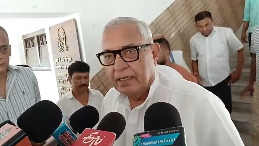 समस्तीपुर में भू-माफियाओं का बड़ा खेल: 25 दिसंबर की आधी रात को सरकारी दफ्तर खोलकर बना दी फर्जी जमाबंदी 5