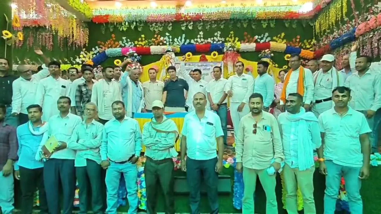 नालंदा में राष्ट्रीय लोक मोर्चा की संगठनात्मक चुनाव को लेकर बैठक, पंचायत से जिला स्तर तक चुनाव कराने को लेकर पदाधिकारियों को दिया गया प्रशिक्षण 2