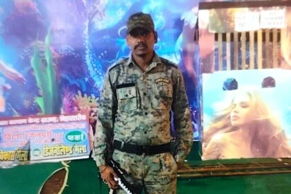 रील की सनक में बना फर्जी सिपाही, पहुंचा सलाखों के पीछे, पुलिस की वर्दी पहन युवक कर रहा था वाहन चालकों अवैध वसूली 51