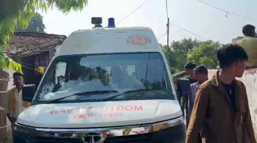 समस्तीपुर में कुदरत का कहर: तेज आंधी-बारिश के कारण बरगद का पेड़ गिरा, एक की मौत, कई घायल 2
