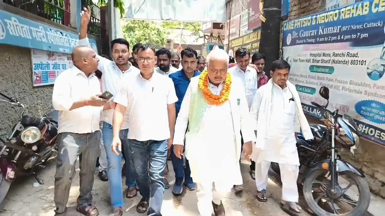 मंत्री बनने के बाद पहली बार नालंदा पहुंचे श्रवण कुमार, तेजस्वी के परिवारवाद बयान पर पलटवार, बोले- जनता के आग्रह पर राजनीति में आए निशांत 2