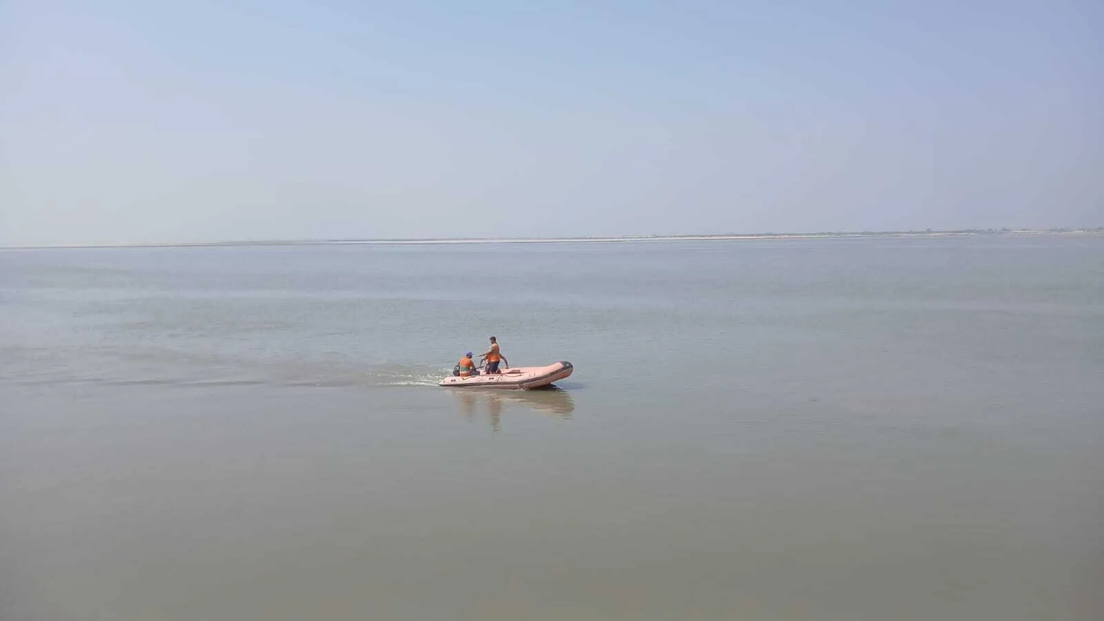 बेगूसराय में गंगा स्नान के दौरान डूबे दो किशोर, गांव में पसरा मातमी सन्नाटा 2