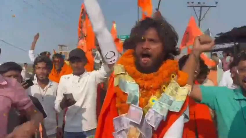 नालंदा: 188 दिनों में 15 हजार KM साइकिल यात्रा कर युवक लौटा, परवलपुर में भव्य स्वागत 2