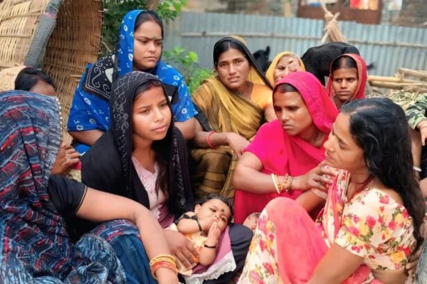 बेगूसराय बछवाड़ा में मृत युवक का शव पहुँचते ही परिवार में मचा कोहराम,परिवार के लोगों का रो रो कर हुआ बुरा हाल 3