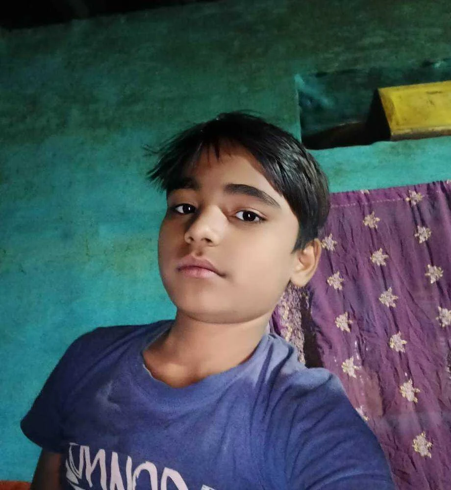 बछवाड़ा के  वारिसनगर के समीप ट्रैक्टर पलटने से समसीपुर के किशोर की गई जान, दोस्त अस्पताल में भर्ती, चालक फरार 2