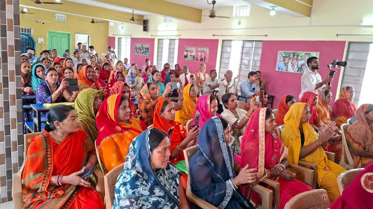 बेगूसराय जिले की सर्वांगीण विकास के लिए मुख्यमंत्री कृत संकल्पित हैं - प्रभारी मंत्री 3