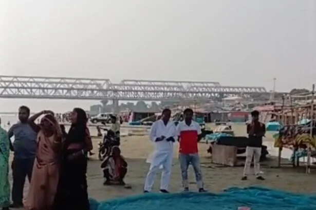 बेगूसराय: सिमरिया धाम में गंगा स्नान के दौरान ननद-भौजाई की डूबने से मौत, एक का शव बरामद, दूसरे की तलाश जारी 1