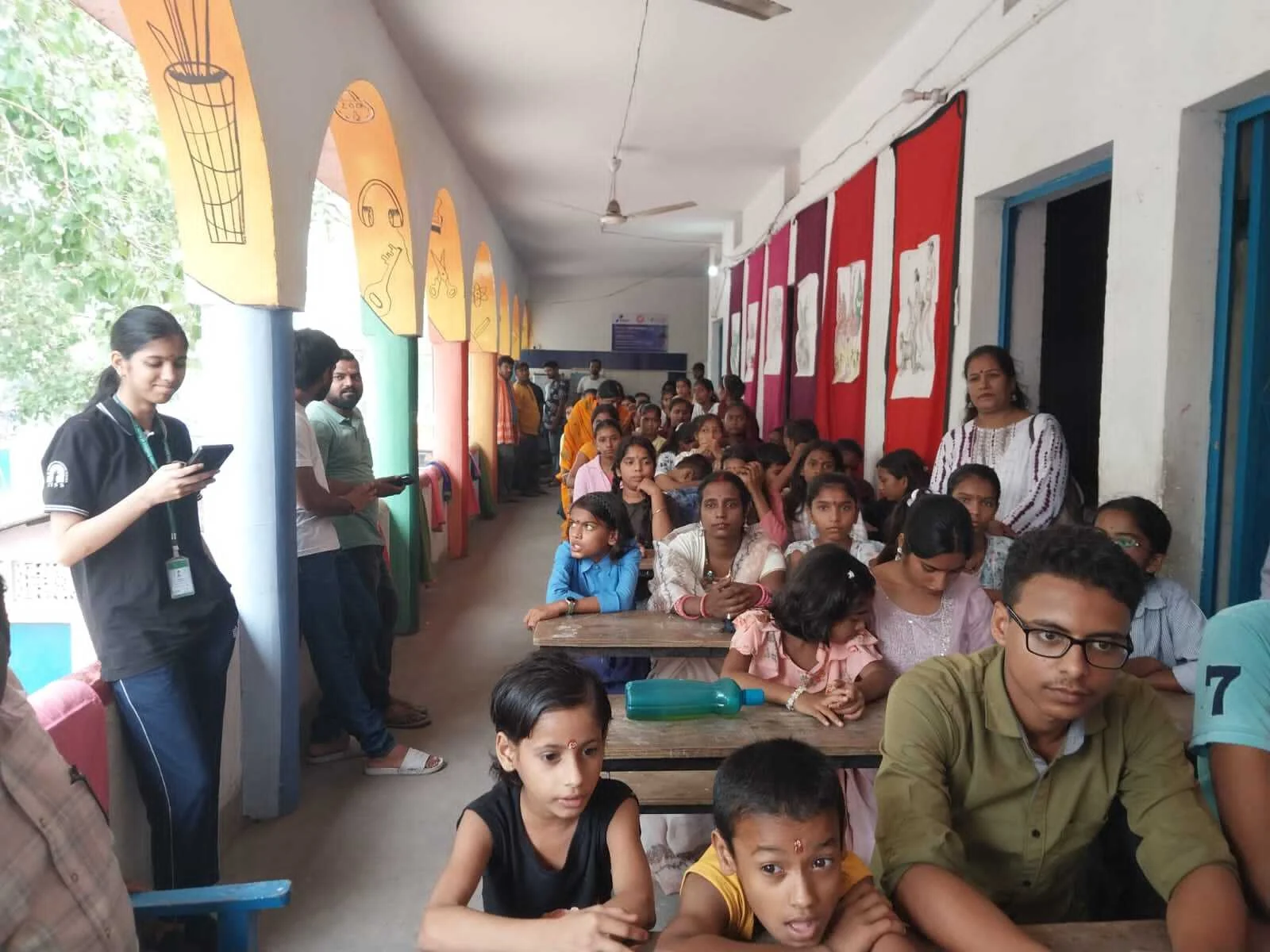 बरौनी: 'शंभू साह स्मृति रंग-उमंग कार्यशाला' का आगाज, 11 गांवों के 65 बच्चे सीखेंगे कला और व्यक्तित्व विकास 5