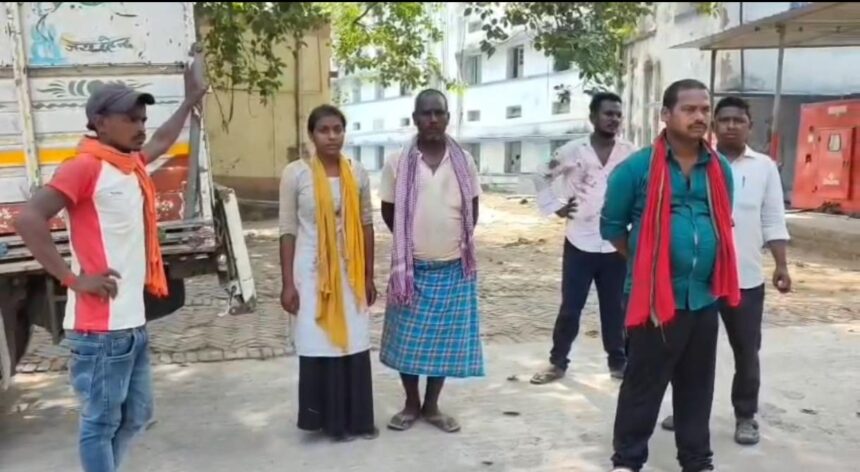 युवक का क्षत विक्षत शव बरामद होने से सनसनी, प्रेम प्रसंग में हत्या की आशंका 1