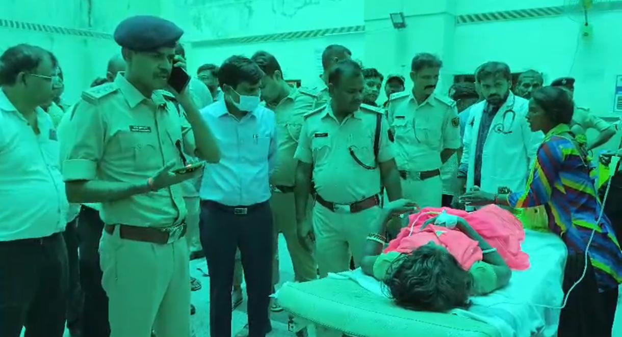 हाइटेंशन तार की चपेट में आई बस, पति-पत्नी की मौत कई जख्मी 7