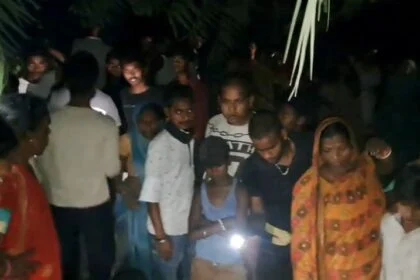 समस्तीपुर: खेत में मिला युवक का शव, गले पर मिले निशान; हत्या की आशंका से इलाके में दहशत 32
