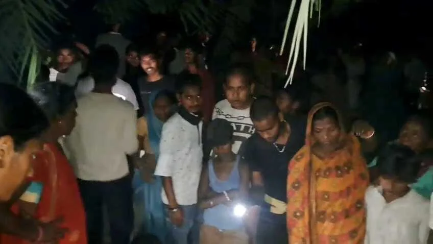 समस्तीपुर: खेत में मिला युवक का शव, गले पर मिले निशान; हत्या की आशंका से इलाके में दहशत 7