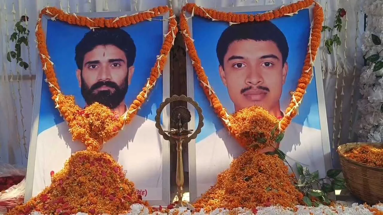 नालंदा: अस्थावां में आयोजित शहादत दिवस में पहुंचे राजद नेता अशोक महतो, अस्थावां में टीपी सिंह को दी श्रद्धांजलि, विरोधियों पर साधा निशाना 3