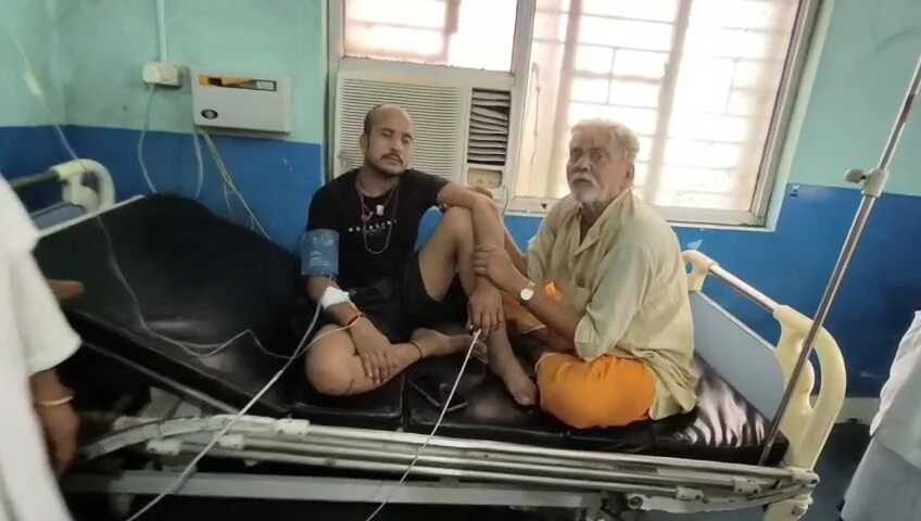 बेगूसराय सदर अस्पताल: ICU में भर्ती मरीज ने ही नर्स का मोबाइल उड़ाया, CCTV में कैद हुई करतूत 5