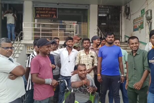 नालंदा: डिलीवरी बॉय की हड़ताल से थमी ऑनलाइन शॉपिंग, सैकड़ों पार्सल गोदाम में फंसे, फ्लिपकार्ट-शॉप्सी डिलीवरी कर्मियों का काम बंद, ग्राहकों की बढ़ी परेशानी 5