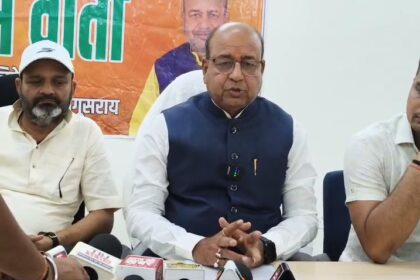प्रधानमंत्री मोदी के 12 वर्षों का कार्यकाल बेमिसाल: मंत्री अरुण शंकर प्रसाद ने बेगूसराय में गिनाईं सरकार की उपलब्धियां 33