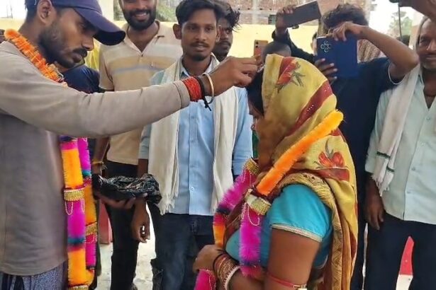 नालंदा: 3 बच्चों की मां को 24 साल के युवक से हुआ प्यार, पति और ग्रामीणों की मौजूदगी में रचाई शादी 1