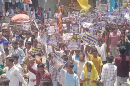 राजगीर मॉब लिंचिंग: दलित युवकों की मौत के खिलाफ बिहारशरीफ में विशाल प्रदर्शन, पप्पू यादव और कांग्रेस नेताओं ने भरी हुंकार 22