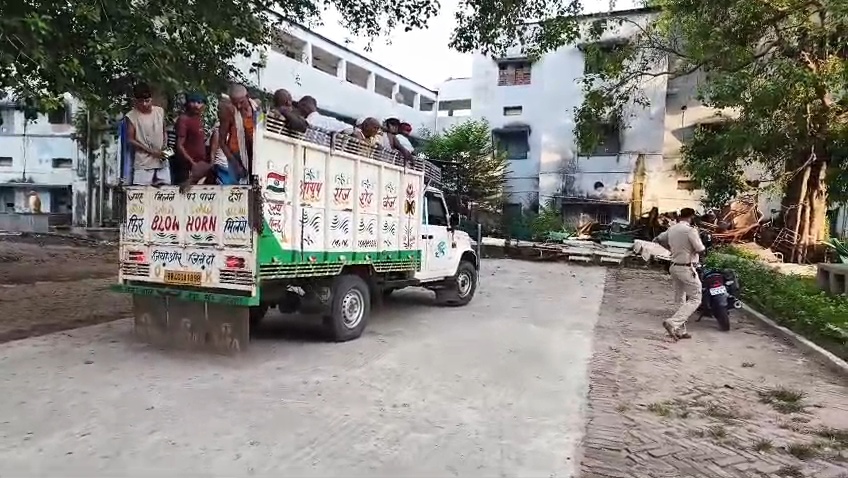 नालंदा में फिर जाति पूछकर बदमाश ने की पीट पीट कर हत्या, एक हजार चंदा देने से मना करने पर बदमाशों ने किया युवक की हत्या 3