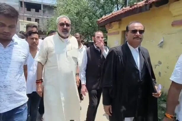 'तीन हाथ जमीन' मामले में केंद्रीय मंत्री गिरिराज सिंह को बड़ी राहत, एमपी-एमएलए कोर्ट से मिली जमानत 9