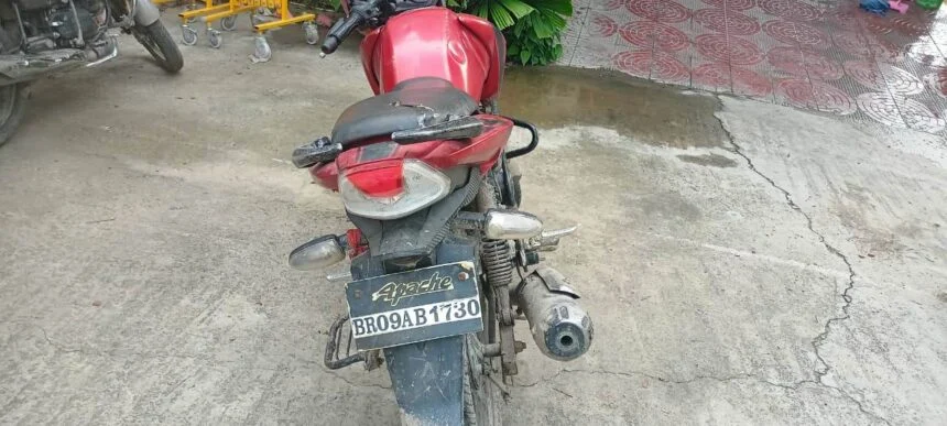 वीरपुर पुलिस की बड़ी कामयाबी: पांच दिन पहले दिनदहाड़े लूटी गई बाइक मुजफ्फरा से बरामद 1