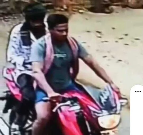 वीरपुर मेंपांच दिन पहले हुई बाइक लूट कांड का खुलासा, लूटी गई बाइक बरामद, दो बदमाश गिरफ्तार 2